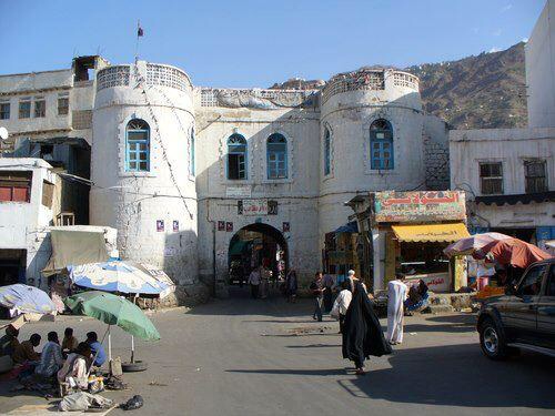 ����� ���